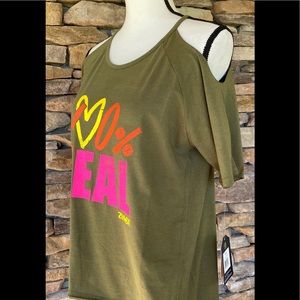 Zumba wear sport shirt top shirt sleeves Sz#M Washed and hung dry but never worn